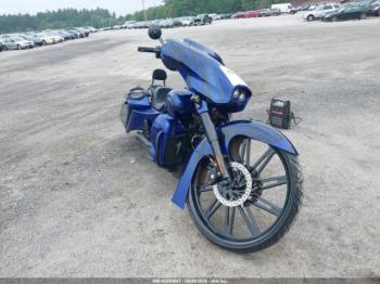  Salvage Harley-Davidson Flhxs
