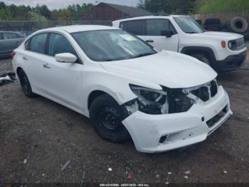  Salvage Nissan Altima