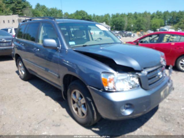 Salvage Toyota Highlander
