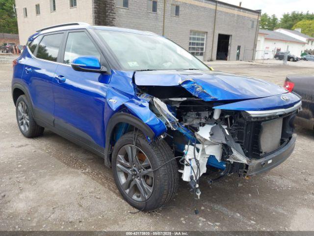  Salvage Kia Seltos