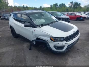  Salvage Jeep Compass