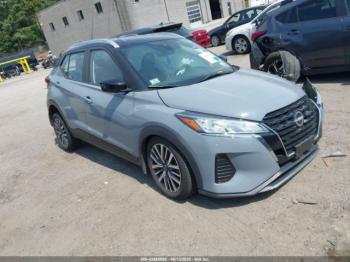 Salvage Nissan Kicks