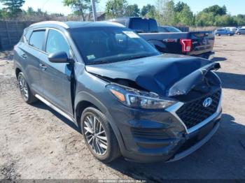  Salvage Hyundai TUCSON