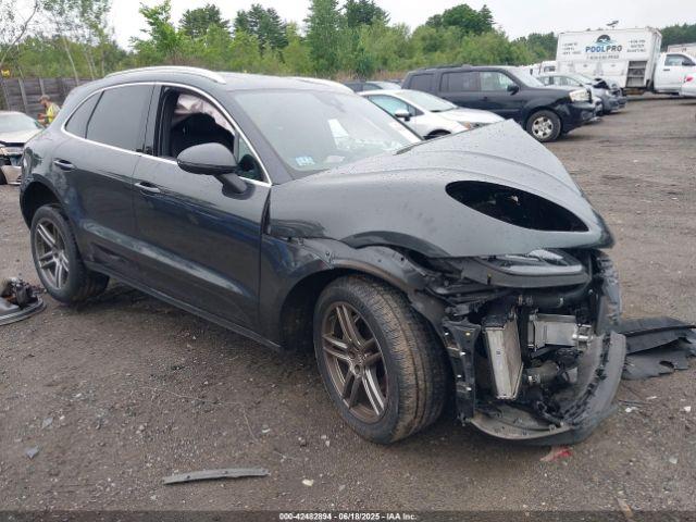  Salvage Porsche Macan