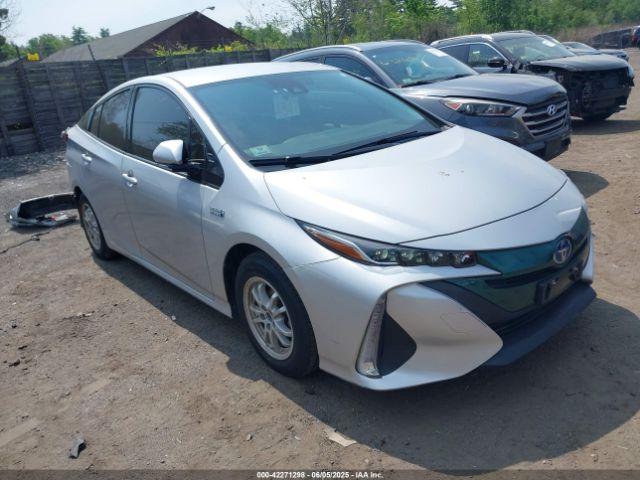  Salvage Toyota Prius Prime