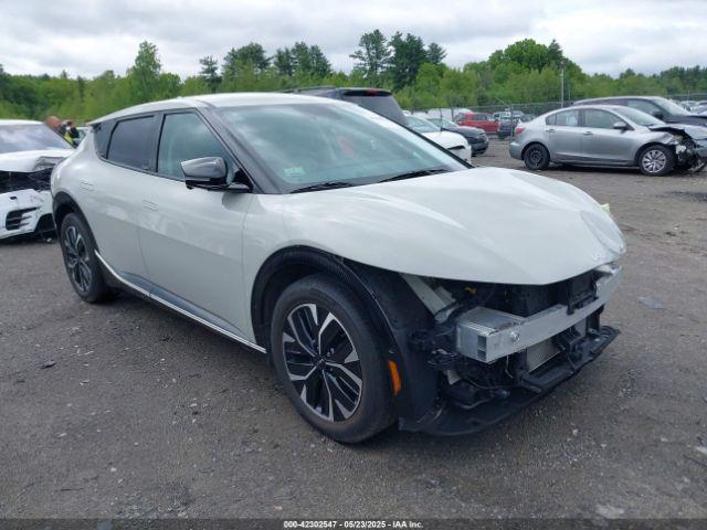  Salvage Kia EV6