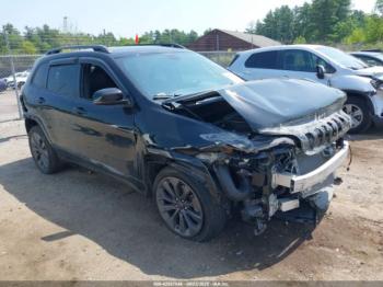  Salvage Jeep Cherokee