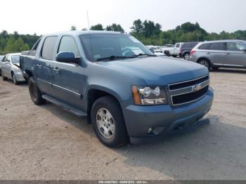  Salvage Chevrolet Avalanche 1500