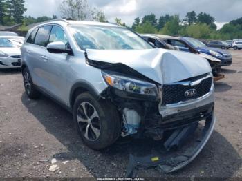  Salvage Kia Sorento