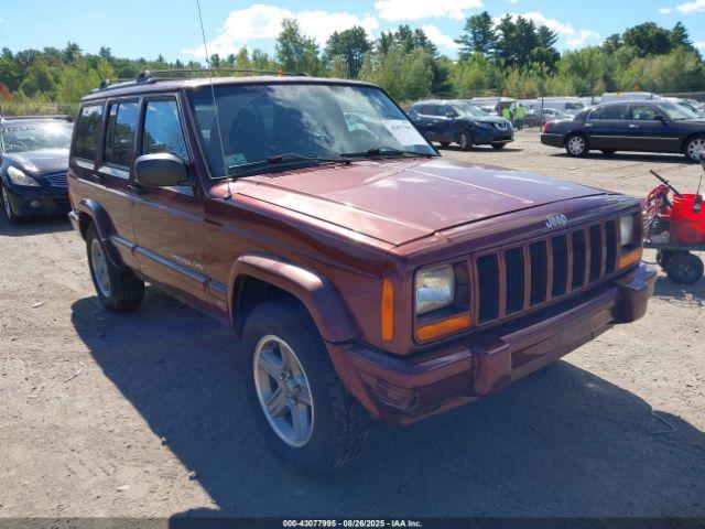 Salvage Jeep Cherokee
