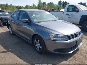  Salvage Volkswagen Jetta