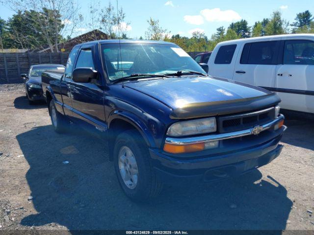  Salvage Chevrolet S-10