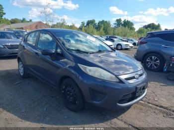  Salvage Ford Fiesta