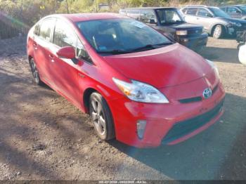  Salvage Toyota Prius