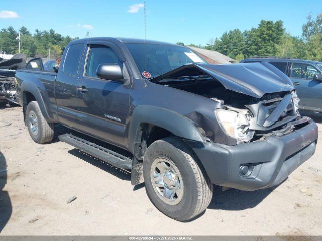  Salvage Toyota Tacoma