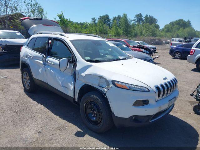  Salvage Jeep Cherokee