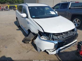  Salvage Mitsubishi Outlander