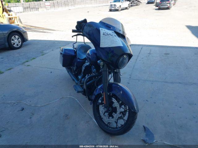  Salvage Harley-Davidson Flhxs