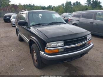  Salvage Chevrolet Blazer