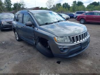  Salvage Jeep Compass