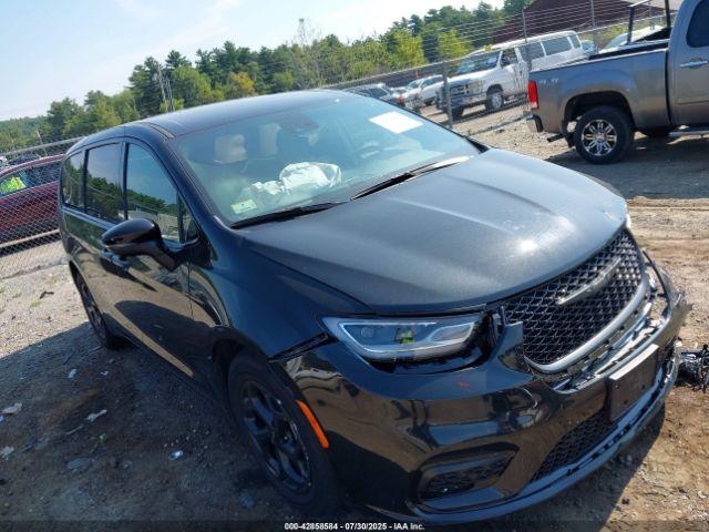  Salvage Chrysler Pacifica