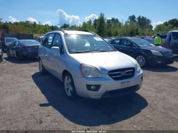  Salvage Kia Rondo