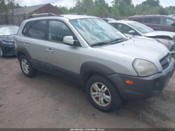  Salvage Hyundai TUCSON