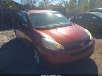  Salvage Toyota Sienna