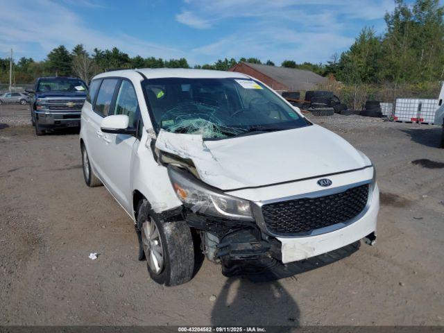  Salvage Kia Sedona