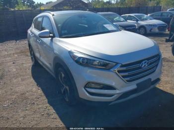 Salvage Hyundai TUCSON