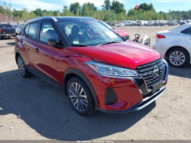  Salvage Nissan Kicks