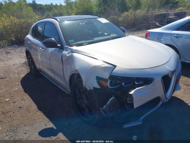  Salvage Alfa Romeo Stelvio
