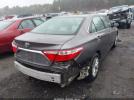 Toyota Camry Le Image 4