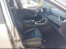 Toyota RAV4 Xle Premium Image 9