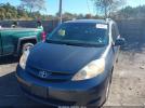 Toyota Sienna Le Image 3