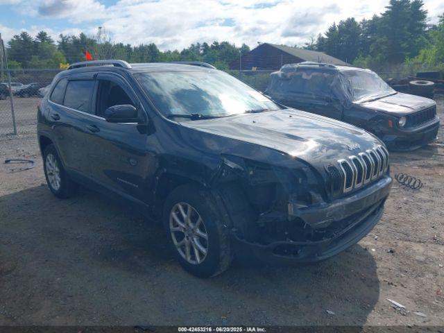  Salvage Jeep Cherokee