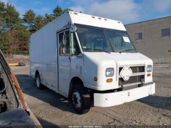 Salvage Freightliner Chassis