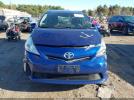 Toyota Prius v Three Image 4