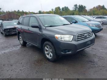  Salvage Toyota Highlander