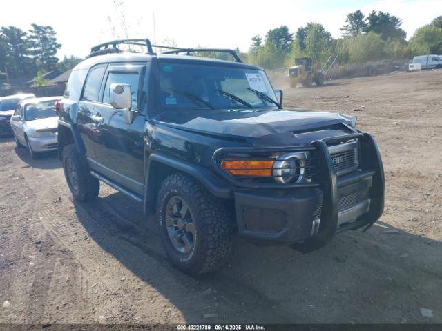  Salvage Toyota FJ Cruiser