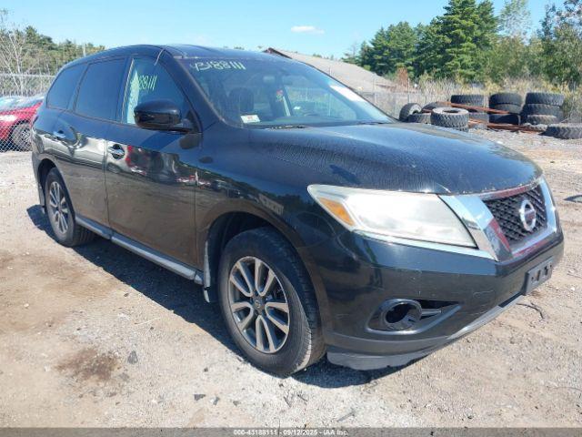  Salvage Nissan Pathfinder