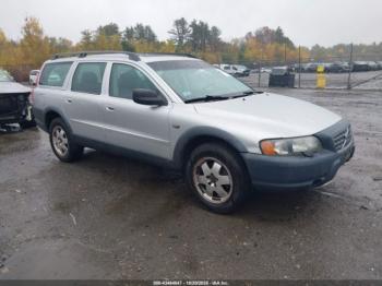  Salvage Volvo XC70