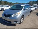 Toyota Sienna Le V6 8 Passenger Image 17