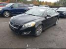 Volvo C70 T5 Image 2
