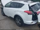 Toyota RAV4 Le Image 16