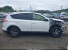 Toyota RAV4 Le Image 12