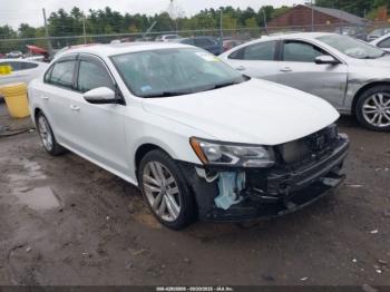 Salvage Volkswagen Passat