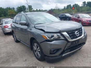  Salvage Nissan Pathfinder