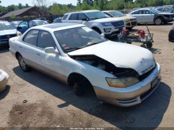  Salvage Lexus Es