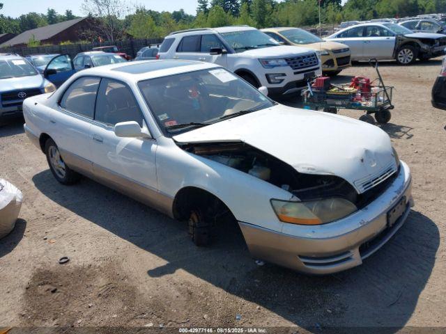  Salvage Lexus Es